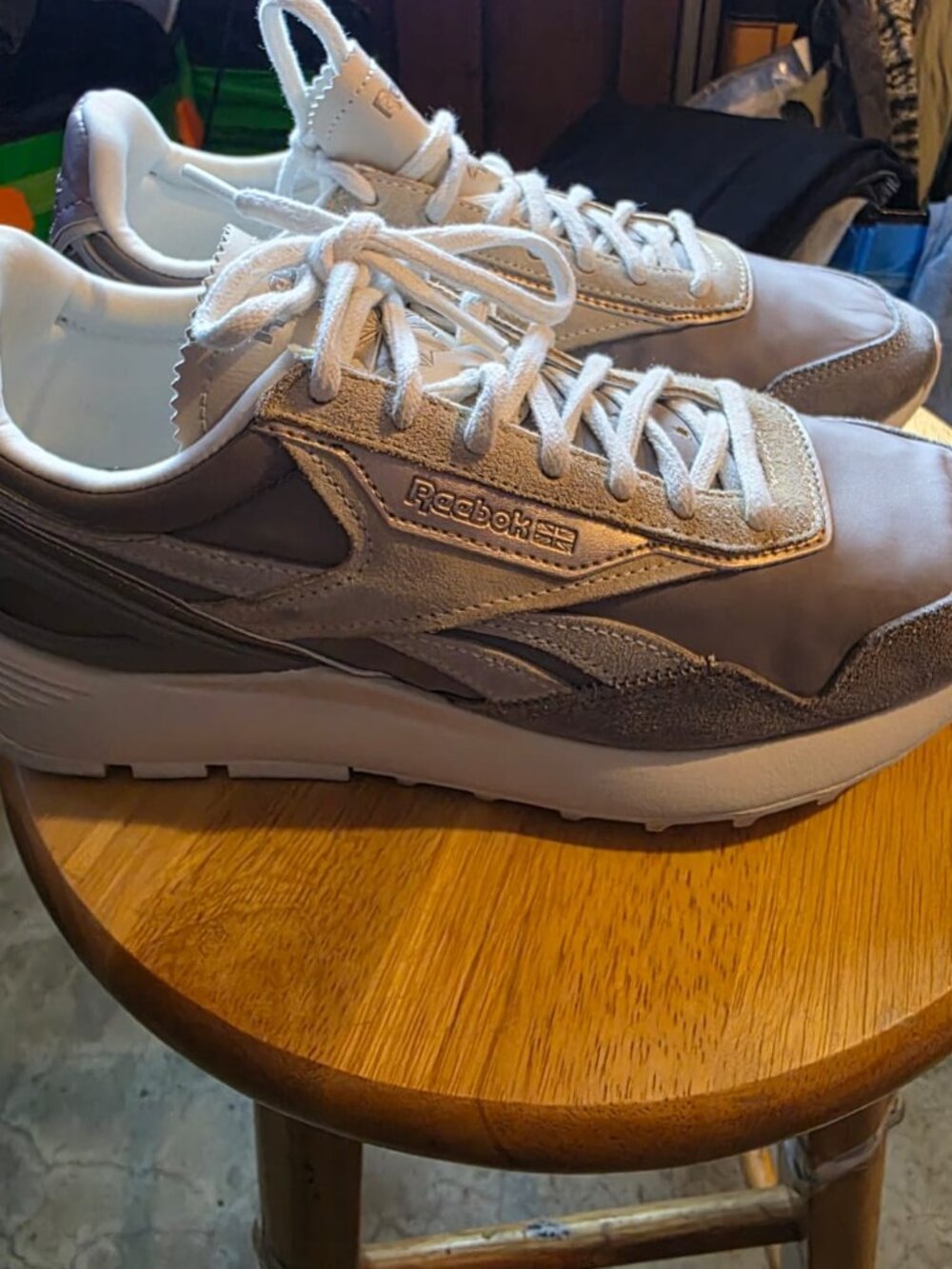 Reebok White & Tan Athletic Shoes Women’s Size 9